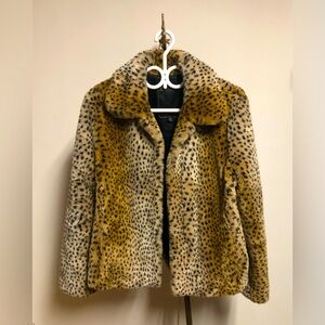 G-111 apparel vintage guepard print jacket/vest. Animal print cheetah leopard